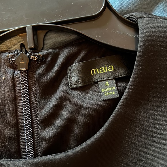 Beautiful evening dress. - Picture 3 of 3